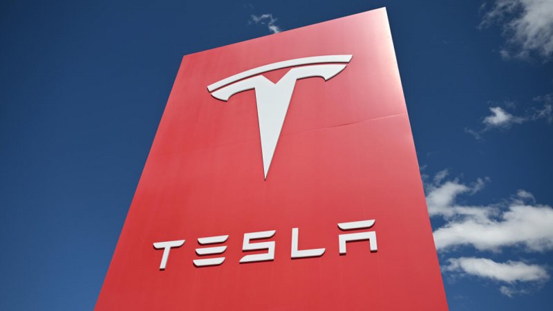 Tesla’s sales drop across Europe, except in Norway