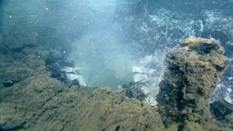 Pacific Northwest’s most active underwater volcano may erupt anytime