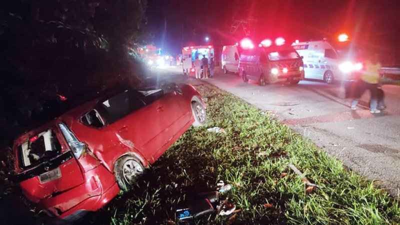 Malaysia bus crash kills at least 15, most victims university students