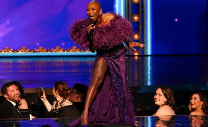 2025/06/1749460392.jpg + Sarah Snook and Nicole Scherzinger win big at Tony Awards News about - Sarah Snook and Nicole Scherzinger win big at Tony Awards