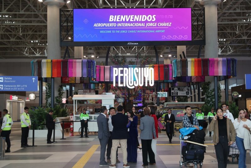 Lima’s newly opened airport under fire from dissatisfied passengers 