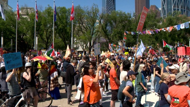 Hundreds protest in Canada's Calgary as G7 leaders arrive 