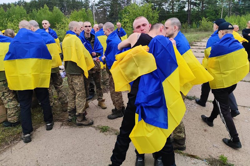 Ukraine accuses Russia of mixing its dead among returned bodies 