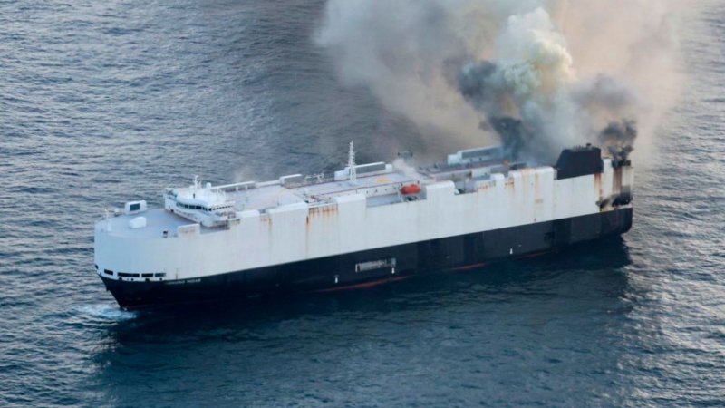 Cargo ship Morning Midas sinks in the North Pacific weeks after catching fire