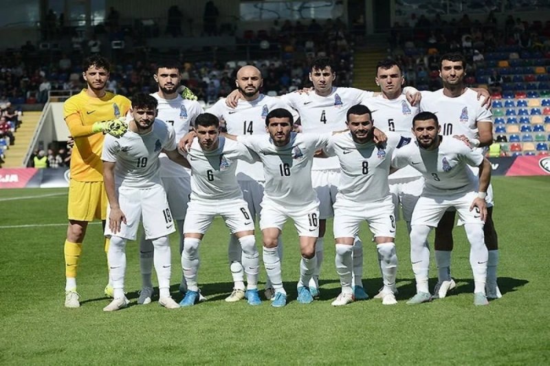 Azerbaijan national football team drew with Lthe atvian team 