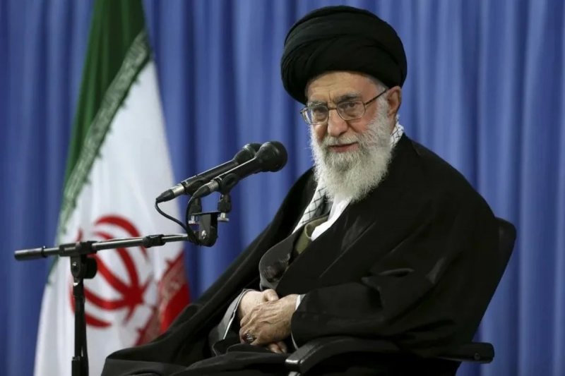 Khamenei threatens Israel with harsh response 