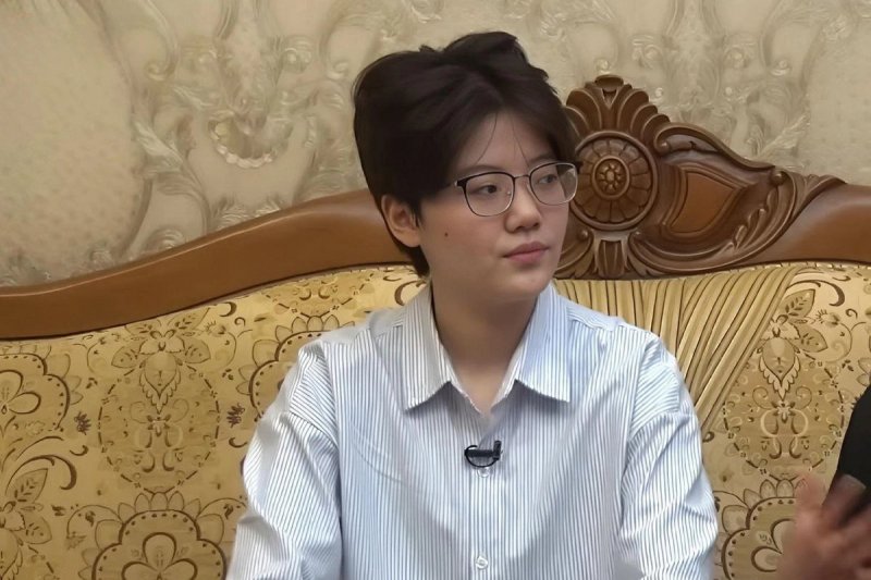 A Chinese woman sold 400 cars in 4 months in Baku 