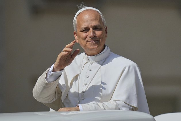 Pope Leo warns of AI challenges 