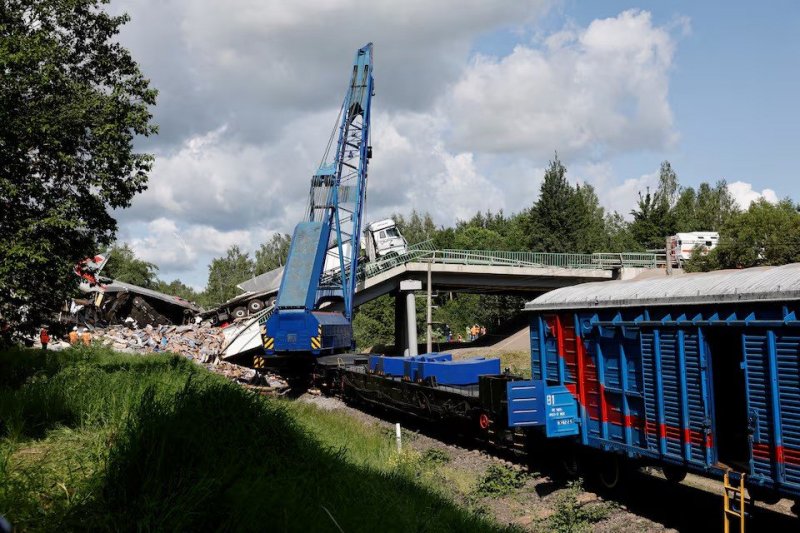 55 people hospitalized following train incident in Russia’s Bryansk region