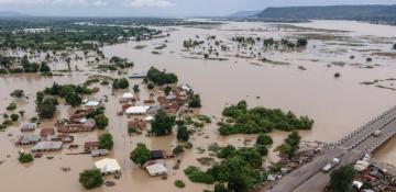 Over 700 feared dead in devastating Nigeria floods