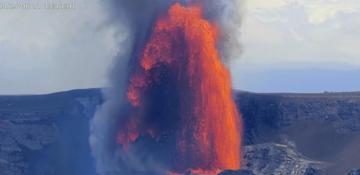Hawaii’s Kilauea volcano erupts again, spewing lava sky-high -  VIDEO 