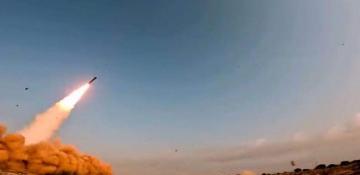 Iran fires Fattah-1 hypersonic missiles at Israel