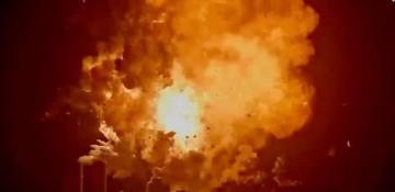 SpaceX Starship explodes during routine test in Texas -  VIDEO 