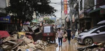 Floods force over 400 students to evacuate ahead of major exam in south China
