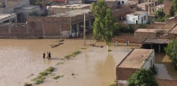 At least 7 dead as flash floods hit northwest Pakistan