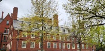 Trump signs proclamation to suspend student visas at Harvard