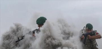 Iran begins large-scale military exercises 