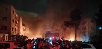 Four injured as Iranian ballistic missile hits southern Israel