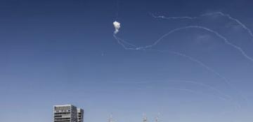 Europeans push Iran for nuclear rollback in crisis talks 