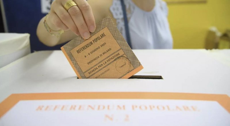 Italian referendums on citizenship and labour laws fail over low voter turnout 