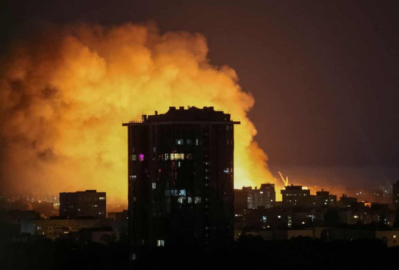 Russian drone strike on Kyiv injures 14, sparks fires across city