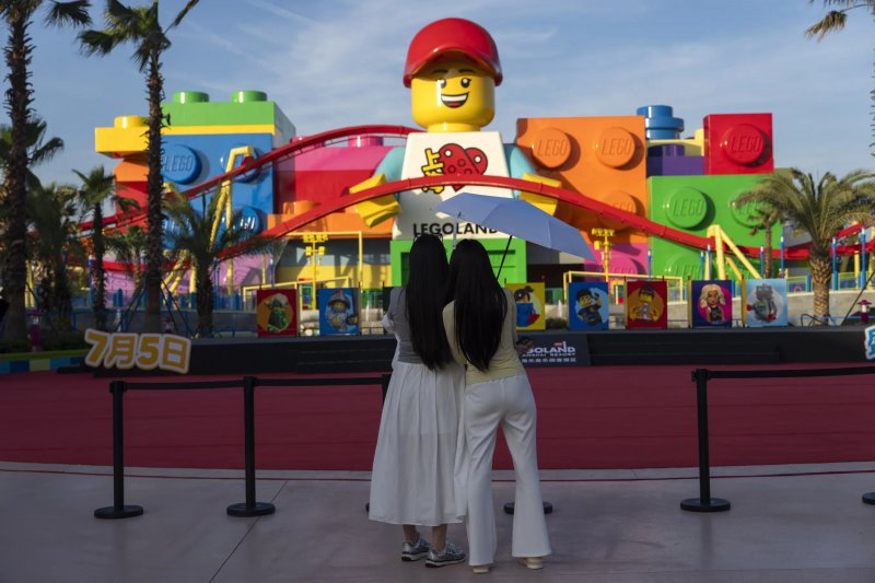 2025/07/1751704335.jpg + World’s largest Legoland opens in Shanghai, welcomes tourists with 85-foot Lego giant News about - World’s largest Legoland opens in Shanghai, welcomes tourists with 85-foot Lego giant