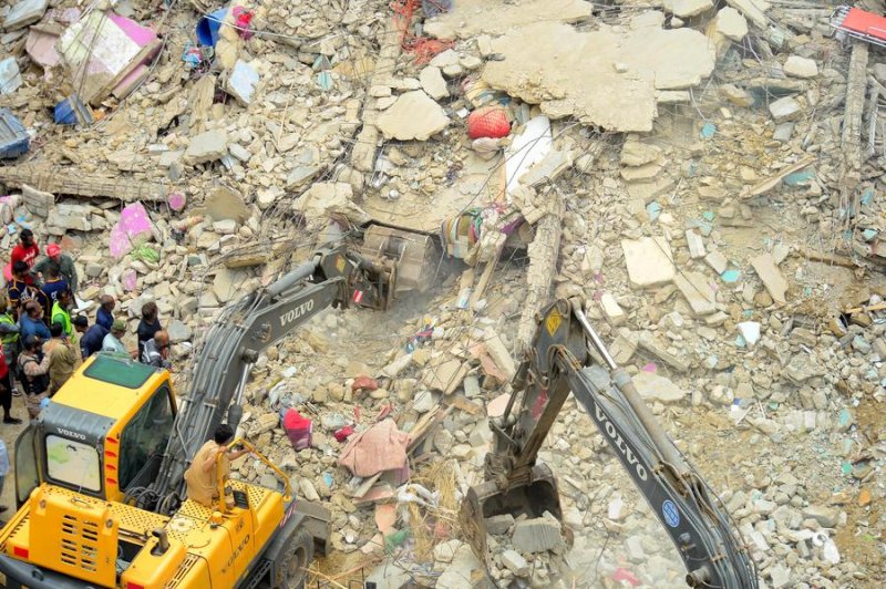 News about - Death toll from Karachi building collapse rises to 17
