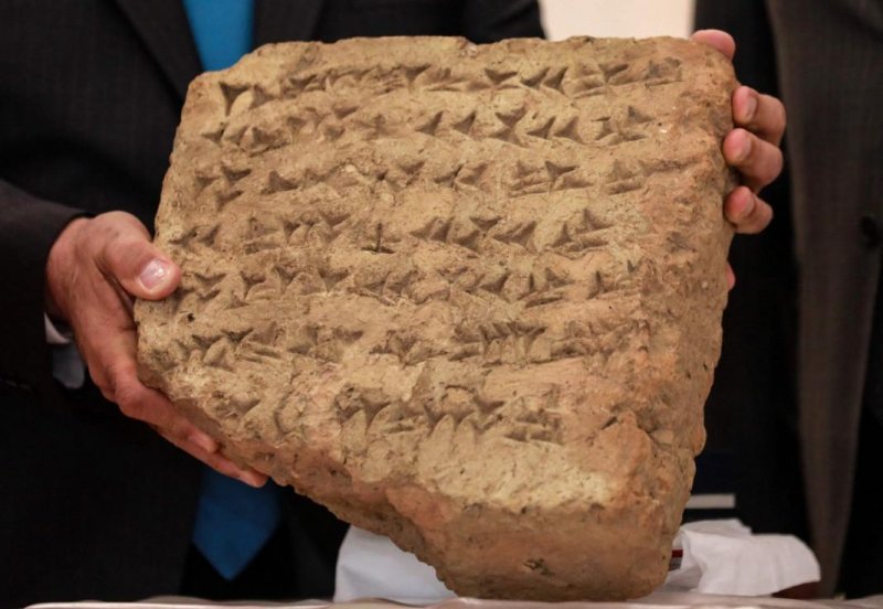 AI reconstructs 2,000-year-old Babylonian Hymn, unveiling hidden facets of ancient society