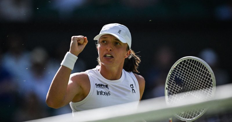 Swiatek cruises into first Wimbledon final with dominant win over Bencic