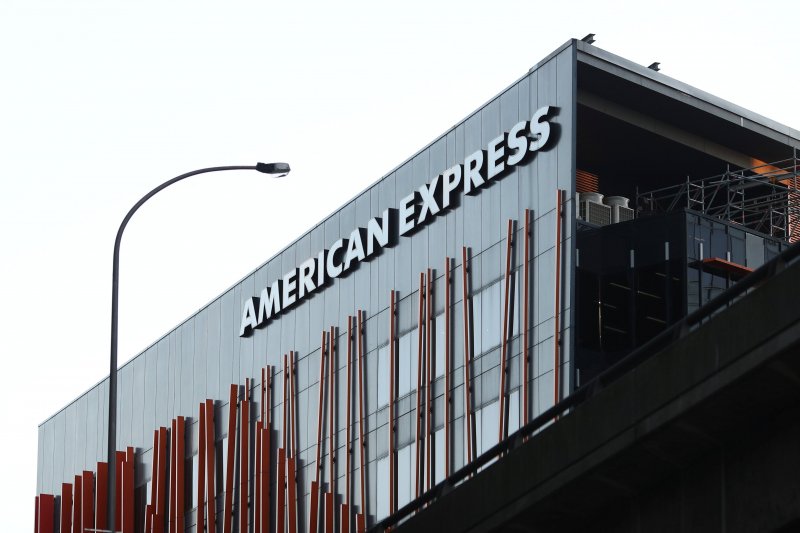 American Express surpasses Q2 profit estimates