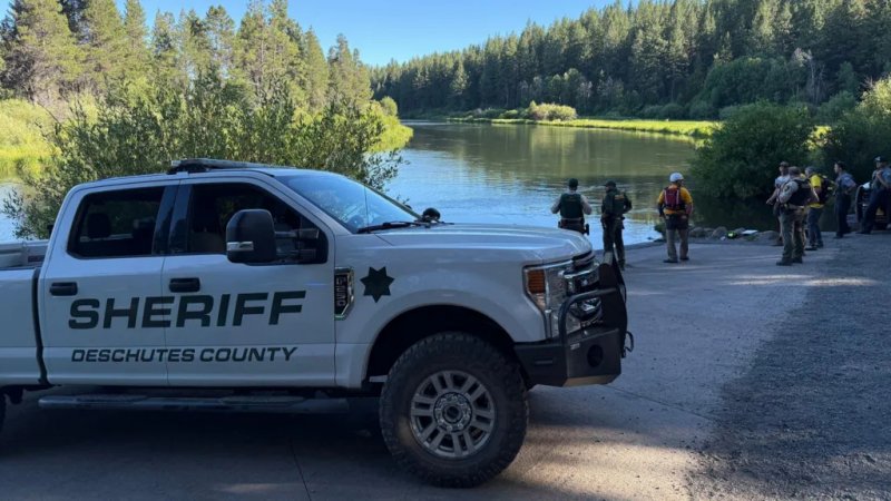 One dead, two missing after group swept over Oregon Waterfall