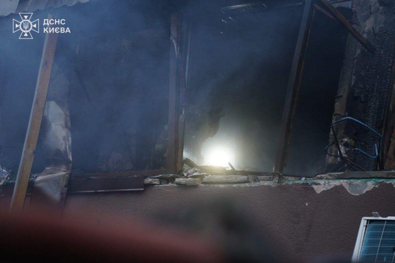At least one killed in Kyiv as Russia launches overnight drone, missile strikes -  VIDEO 