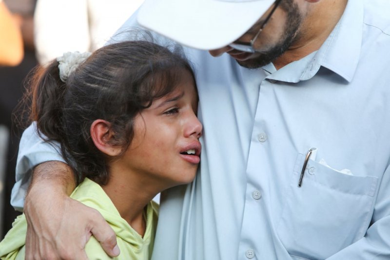 Israel sends tanks into Gaza's Deir Al-Balah, raising fears for hostages