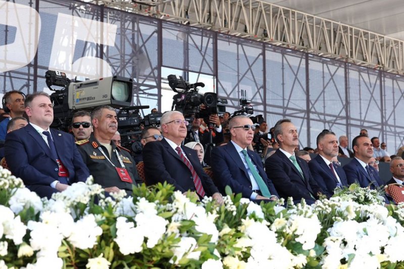 Azerbaijan's Defense Ministry leadership travels to Turkey 
