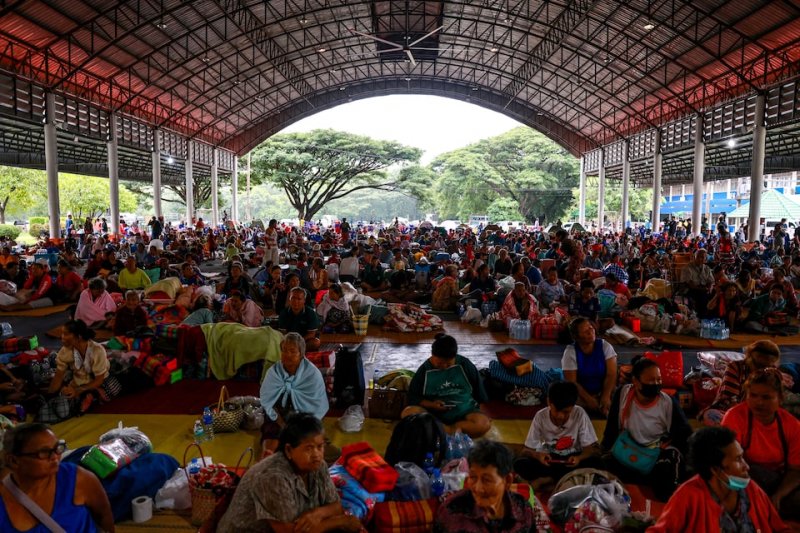 Southwest flight plunges mid-air to avoid collision, injures two crew members