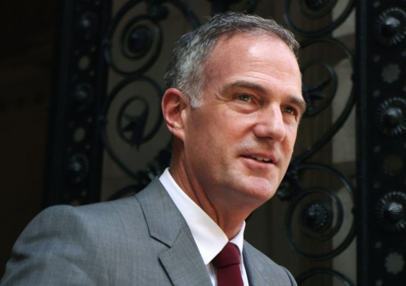 UK Tech Minister: Farage ‘on the side’ of predators like Jimmy Savile over online safety repeal