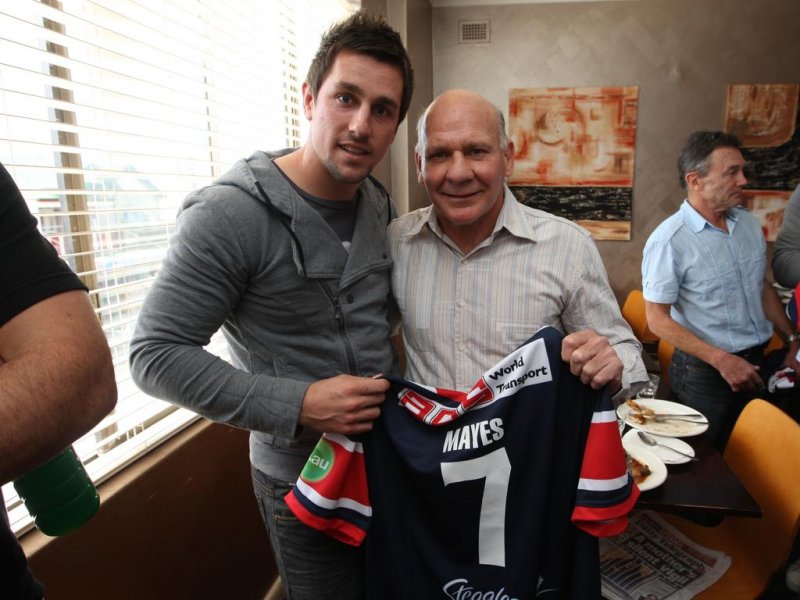 Manly and Roosters legend Johnny Mayes dies