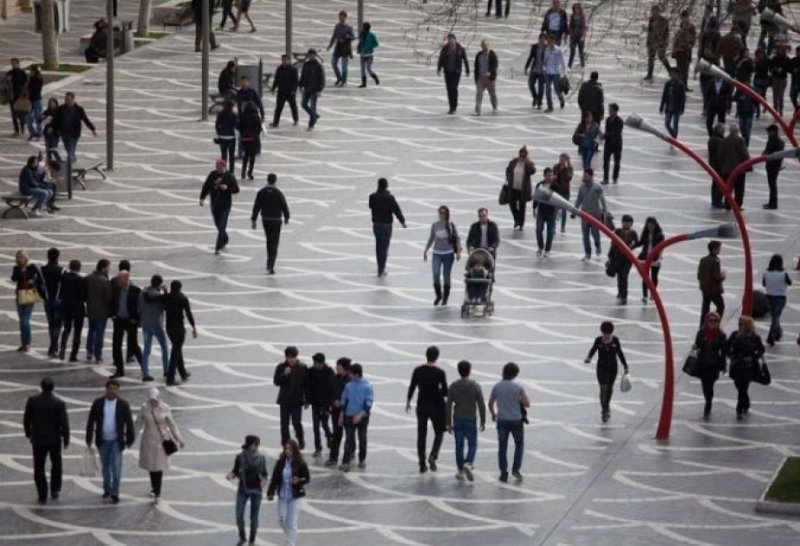 Azerbaijan's population hits 10.2 million with modest growth in 2025