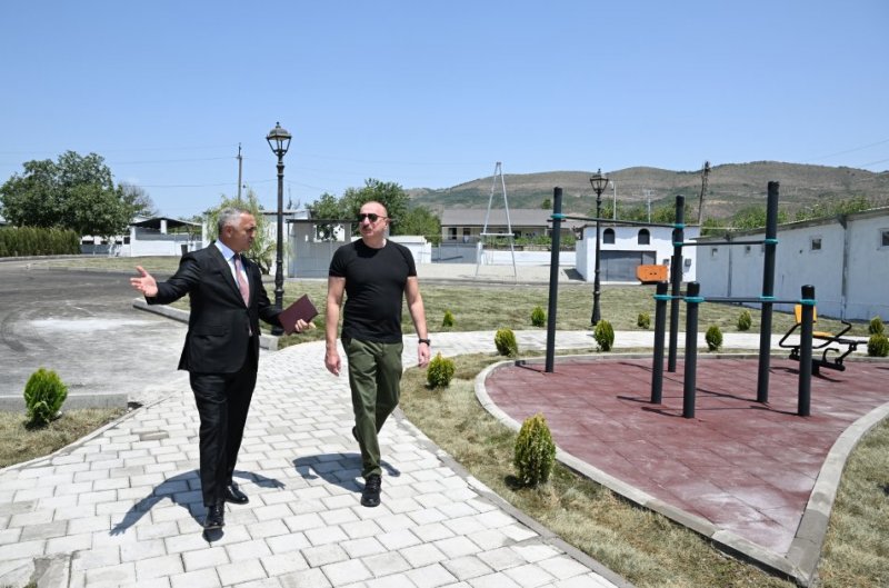 President Ilham Aliyev reviews restoration efforts in Khojaly’s Tazabina village