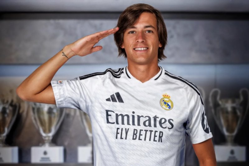 Man Utd receive €10m windfall as Alvaro Carreras joins Real Madrid