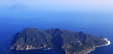 Another strong earthquake hits off Japan's Tokara Islands