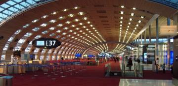 Paris airports brace for major disruptions as strike hits air traffic control