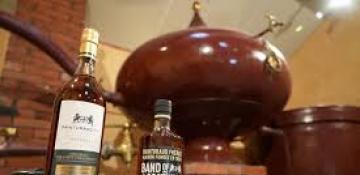 China spares top French cognac makers in brandy tariff dispute with EU