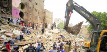 Death toll from Karachi building collapse rises to 17