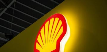Shell faces profit decline in Q2 due to weak oil and gas trading