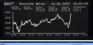 European shares steady as markets weigh new US tariff plans