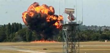 All flights cancelled as Southend Airport closes following jet crash