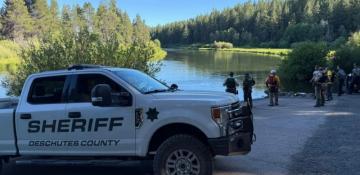 One dead, two missing after group swept over Oregon Waterfall