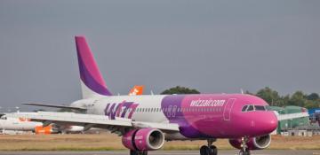 Wizz Air flight makes emergency landing in Amsterdam 