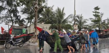 Typhoon Wipha hits Vietnam, causing fatalities and widespread damage  -VIDEO 
